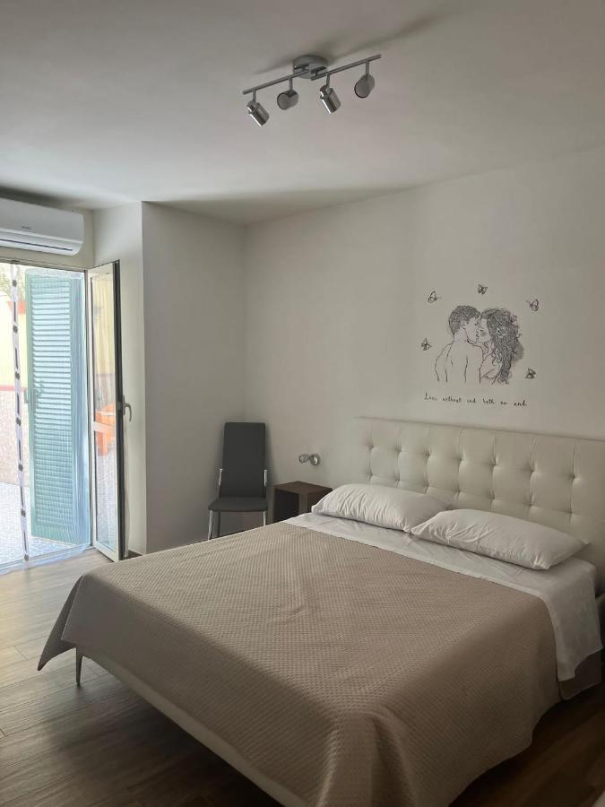 Апартаменти Centro Stabia Кастелламмаре-ді-Стабія Екстер'єр фото